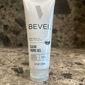Bevel Clear Shave Gel - Black and Silver